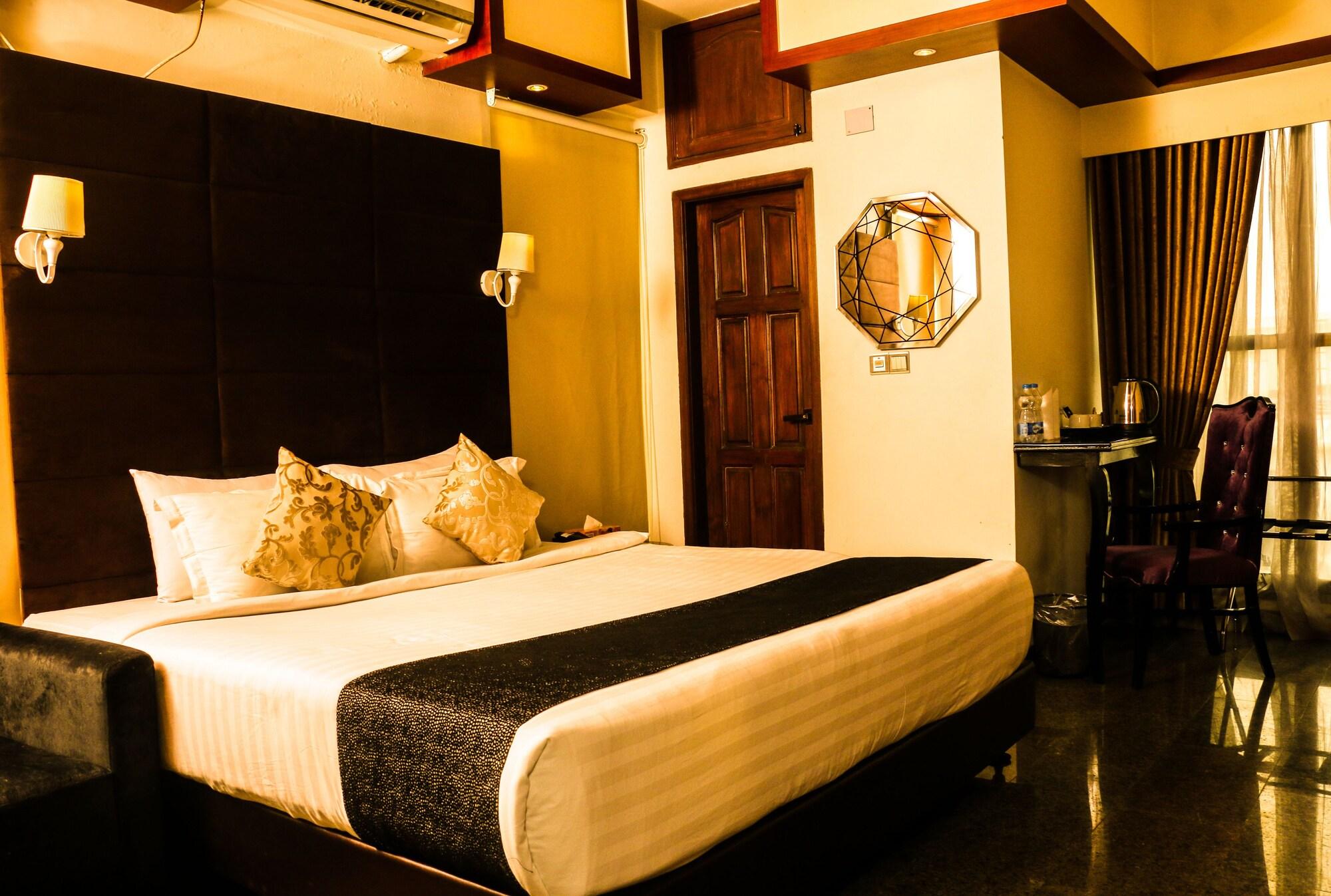 Monsoon Inn Dhaka Buitenkant foto