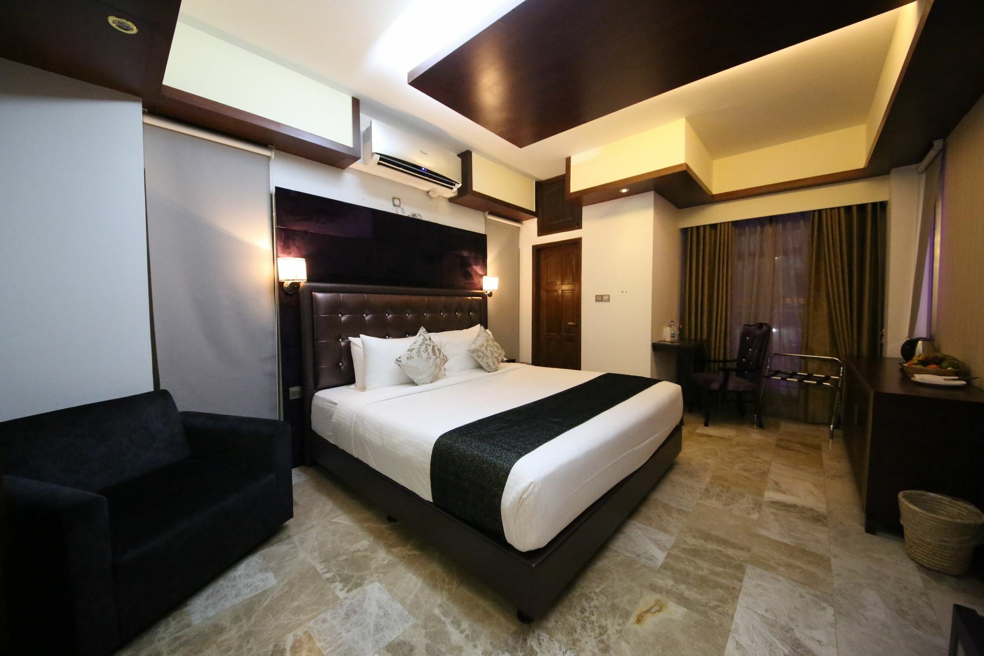 Monsoon Inn Dhaka Buitenkant foto