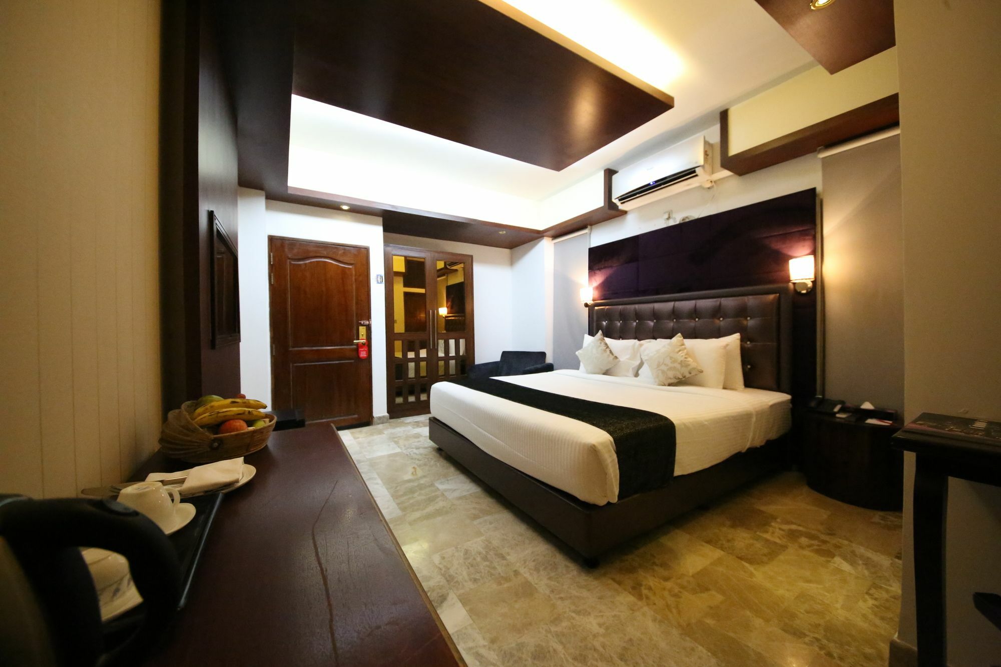Monsoon Inn Dhaka Buitenkant foto
